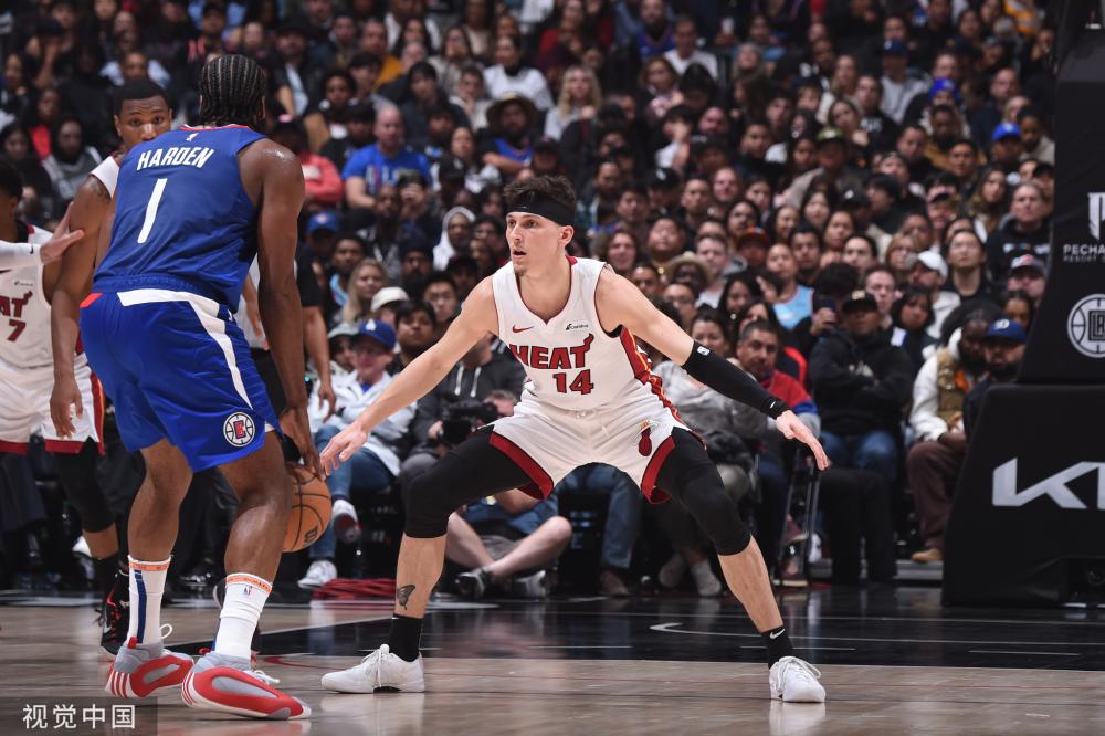 众人物都必 众人物都必