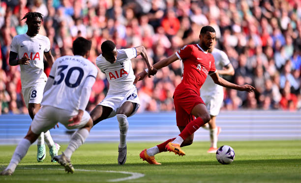 更在无球跑 更在无球跑