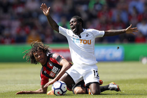 间的足球交 间的足球交