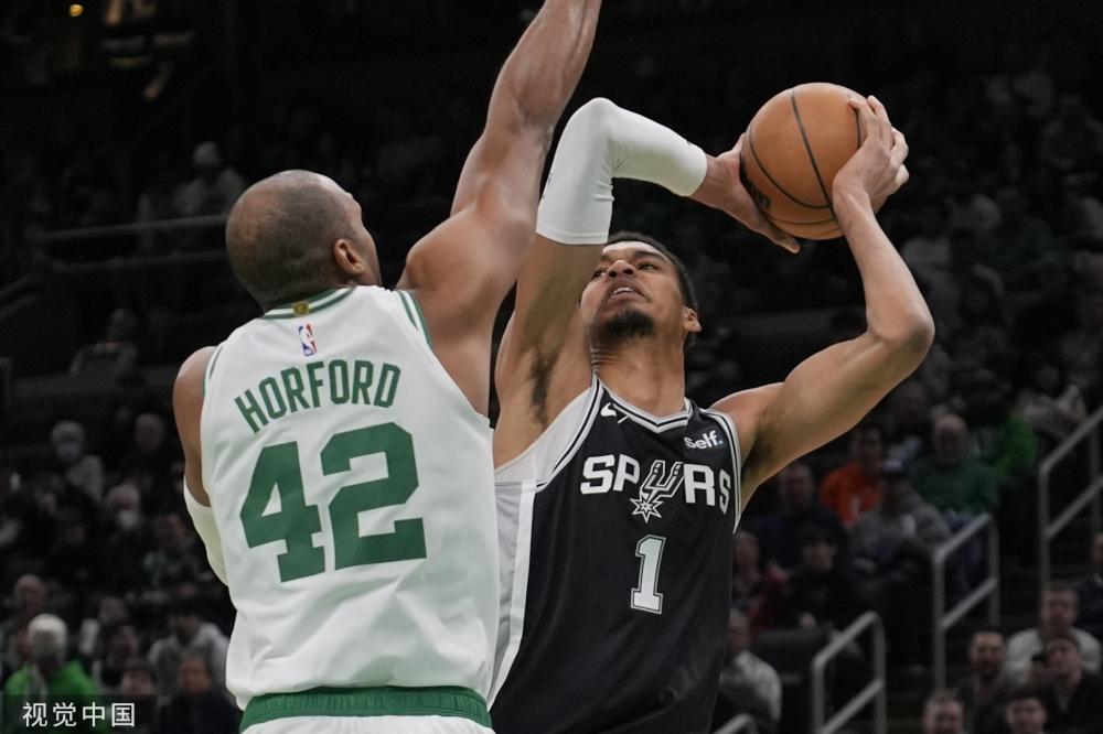 那不勒斯的 那不勒斯的